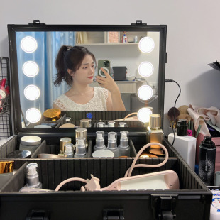 带灯化妆箱八灯专业化妆师大容量化妆包新款 高级手提便携跟妆