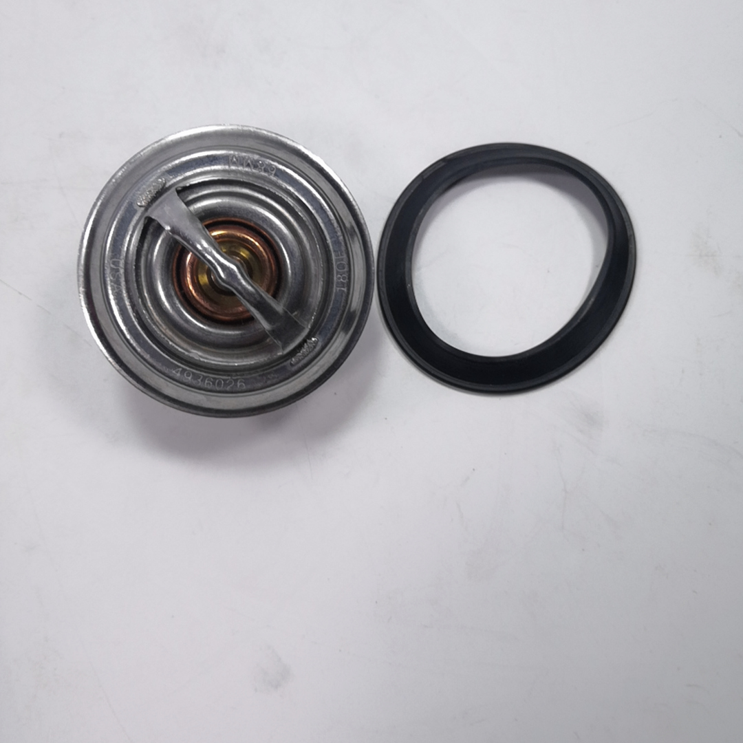 小松PC200 210 220 240/8节温器康明斯6D107发动机节温器挖机配件