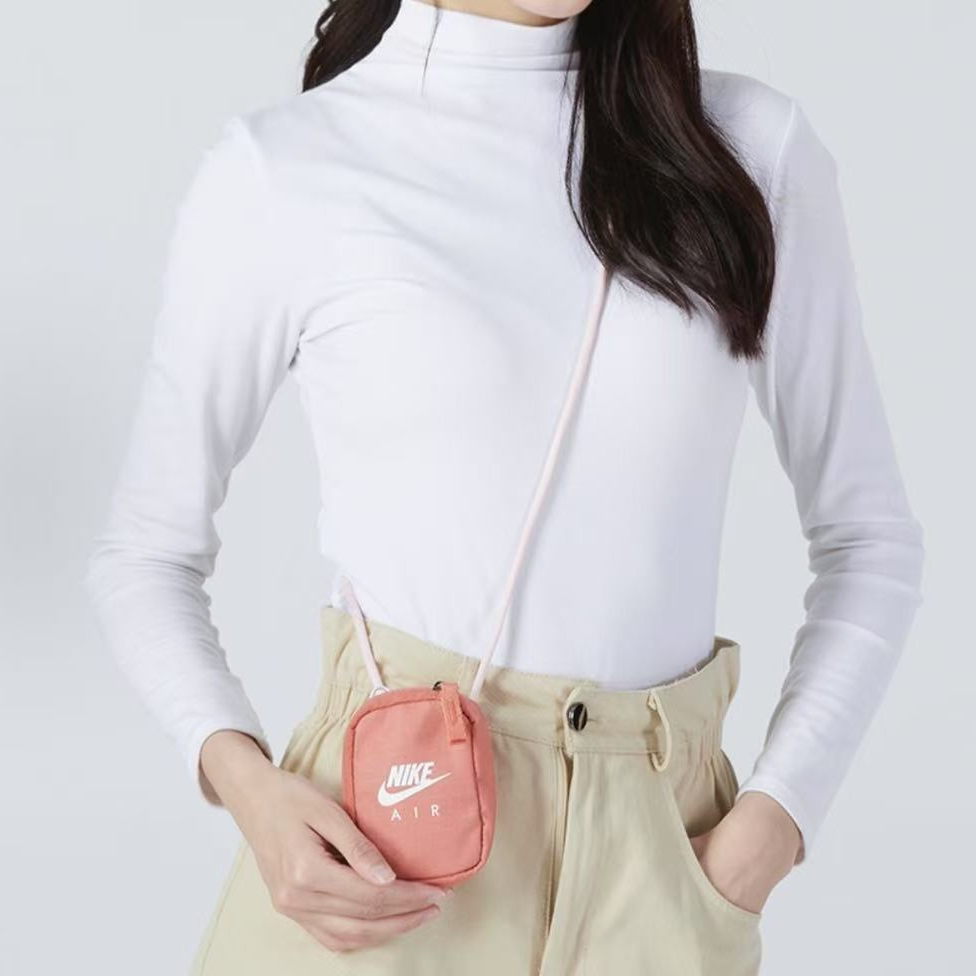 Nike耐克单肩包男包女包运动包情侣斜挎包休闲拎包背包DV4223-804
