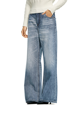 FDR 水洗冰蓝猫须A字版型直筒宽松牛仔裤