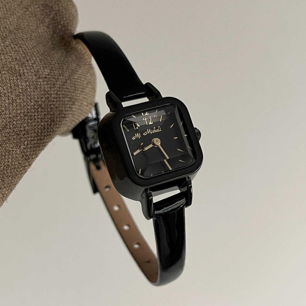 2025新款手表女方形石英女士手表轻奢腕表小方糖复古女表小众学生