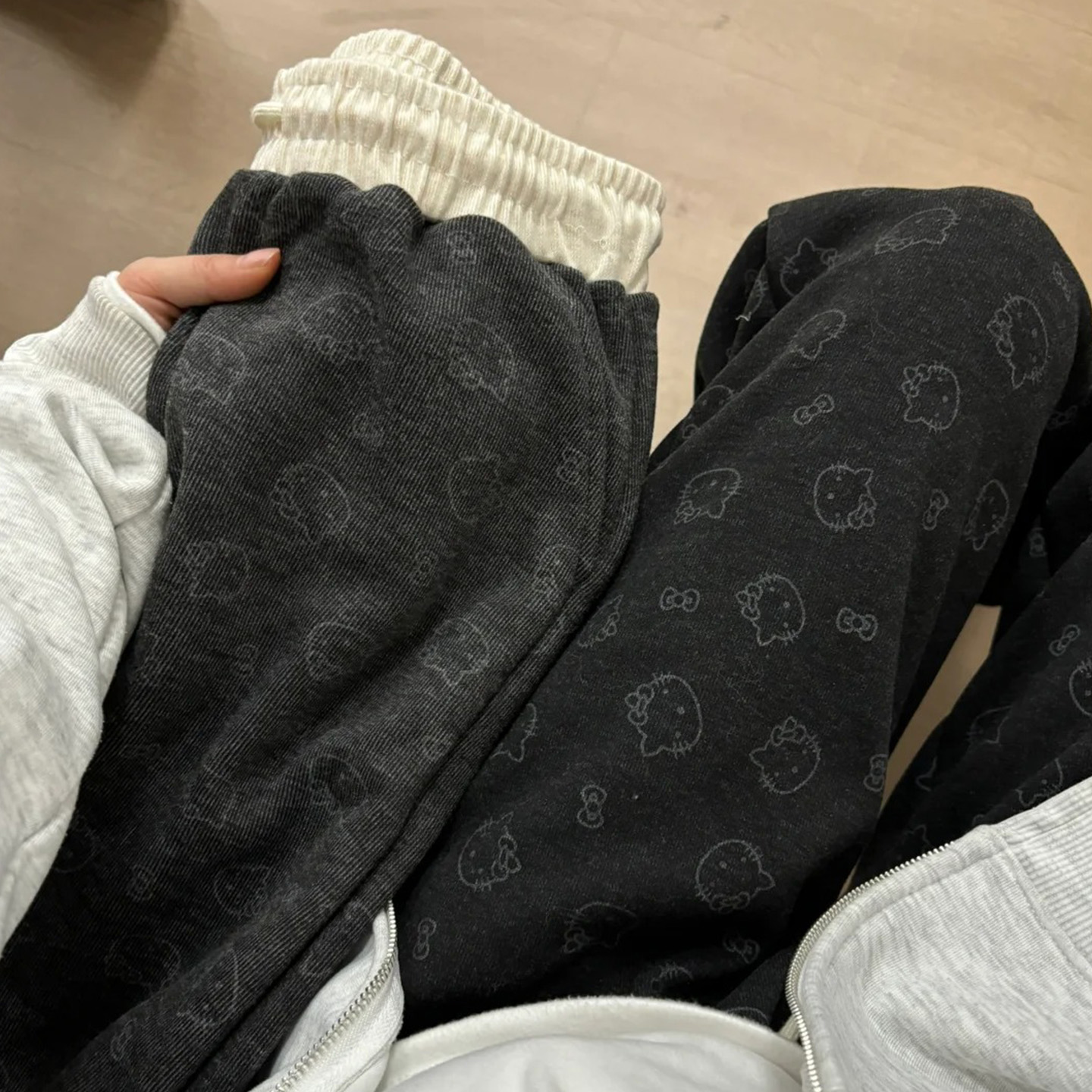 秋冬季加绒女大童黑色KT猫糯米裤初中高中生宽松休闲裤直筒阔腿裤