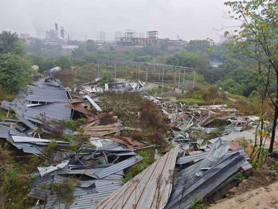 3月8日泸州纳溪区永宁路的板房网络拍卖公告