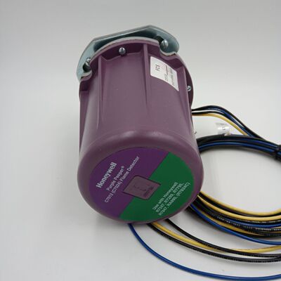 美国霍尼韦尔Honeywell一级代理火焰探测器C7012A1202现货6个全新