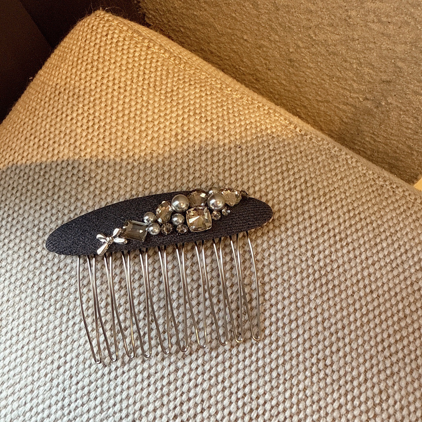 轻奢高级感水钻倒插梳时尚百搭满钻发梳2025新款网红碎发夹侧边夹