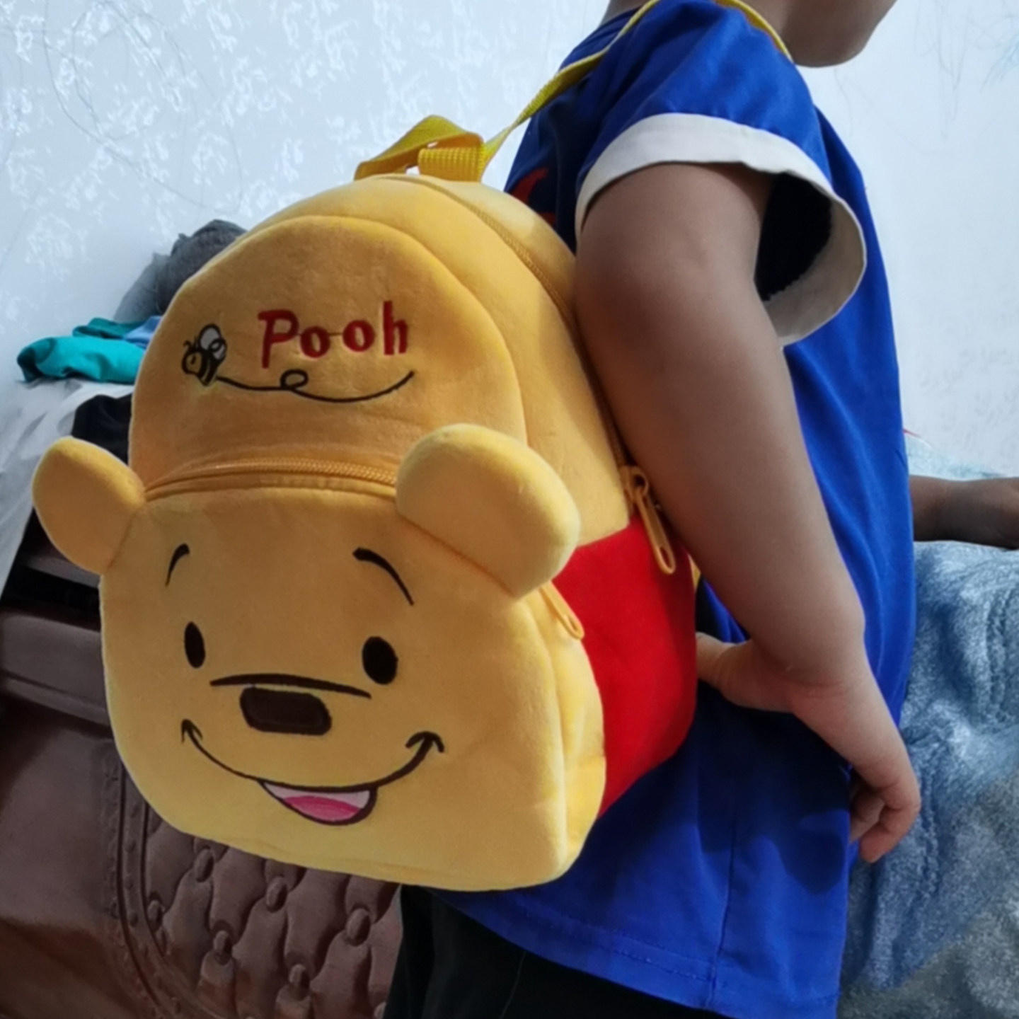迷你可爱宝宝维尼熊小包包超轻便