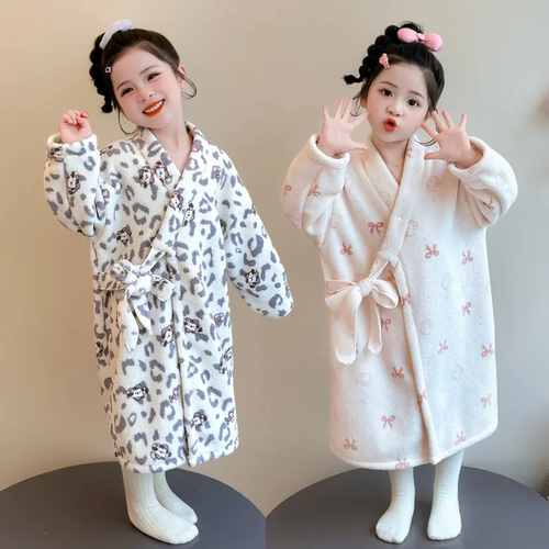 女童秋冬法兰绒豹纹系带睡袍儿童加厚珊瑚绒长款浴袍女孩居家睡袍