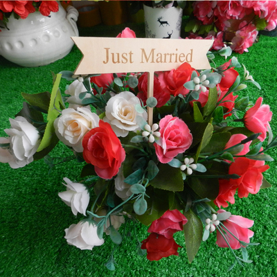 婚礼庆装饰拍摄道具 Just Married 结婚派对酒瓶拉花搞怪庆祝道具