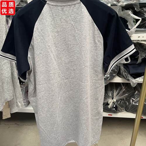 小学生灰色校服短袖初中