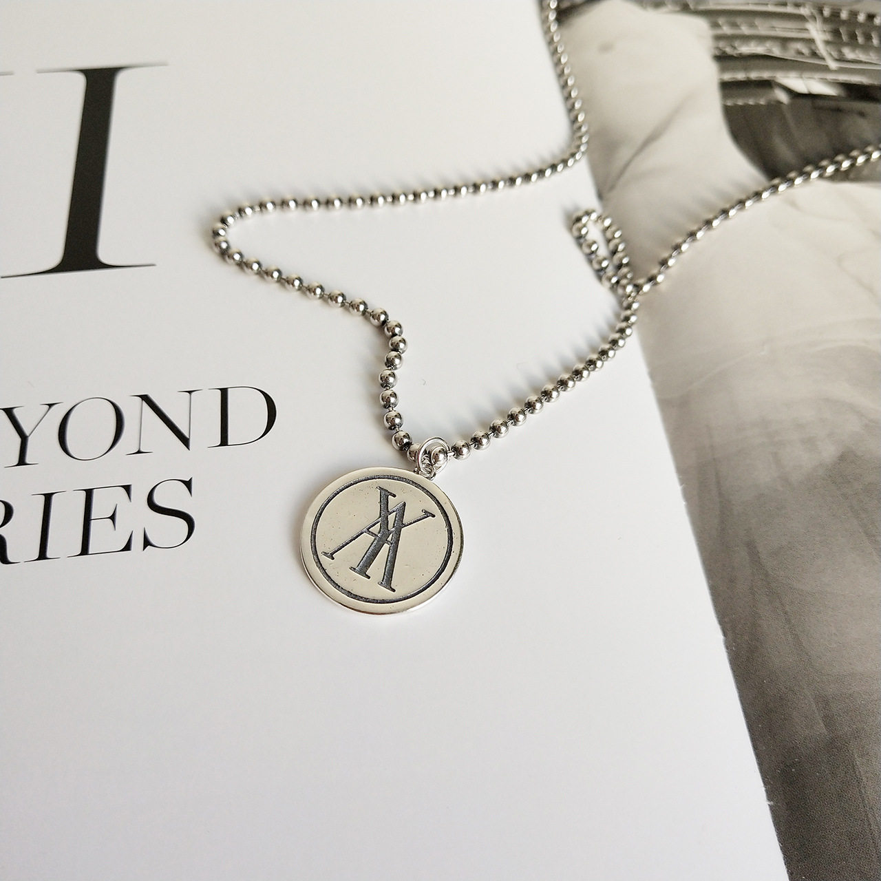 韓國韓版925純銀複古做舊項鏈 複古設計圓牌項鏈YA吊墜時尚百搭在類目 飾品/流行首飾/時尚飾品新, 項鍊中 - 來自Buy2taobao.com提供專業的淘寶代購服務