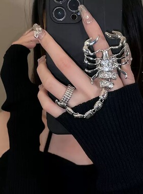 创意蝎子连指链条戒指女欧美辣妹亚文化朋克风小众高颜值指环配饰