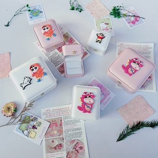 蜡笔小新戒指盒表白送女朋友求婚礼物手镯项链耳钉盒首饰收纳盒