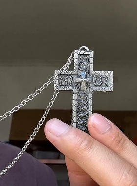 鱿鱼同款蛇十字架可打开项链男女小众萨诺斯朋克风暗黑催胜炫吊坠