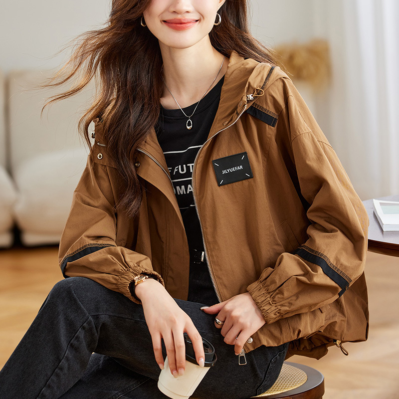 棉茧 连帽风衣外套女秋季新款设计感宽松运动工装服夹克上衣女
