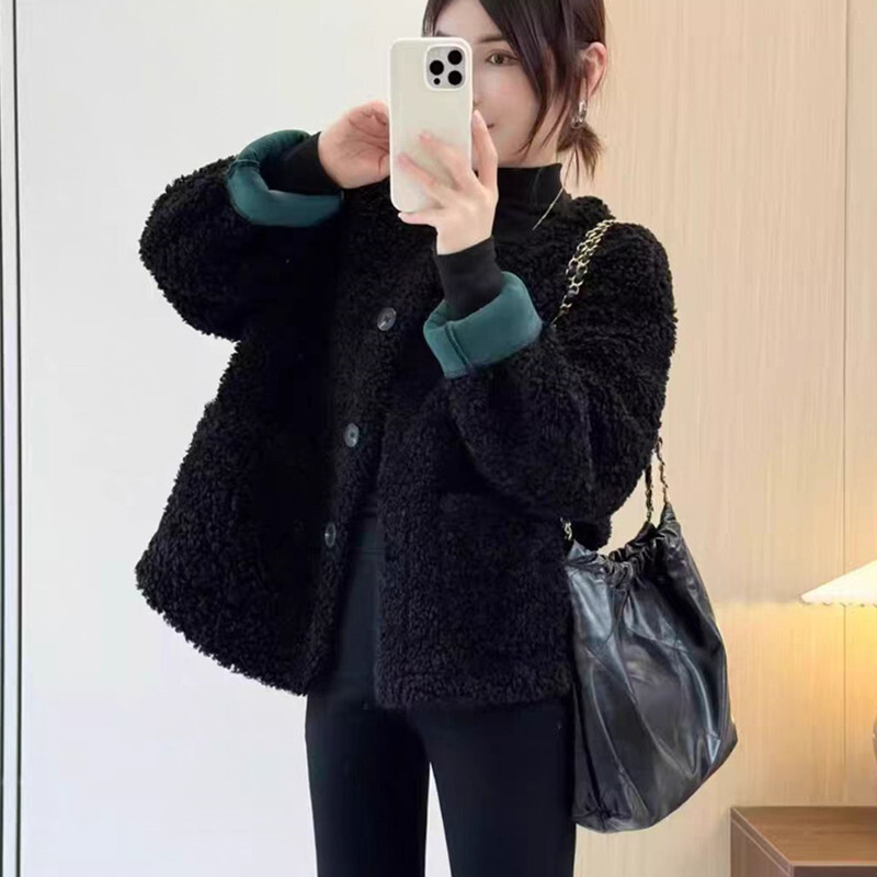皮毛一体羊羔毛外套女2025冬季爆款休闲宽松加厚保暖圆领毛毛外套