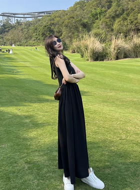 法式赫本风黑色无袖背心连衣裙女2023夏季新款高级感气质收腰长裙