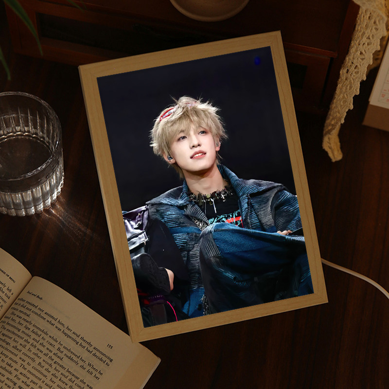 张泽禹周边同款发光蓝牙音响粉丝应援生日礼物送女生朋友小夜灯