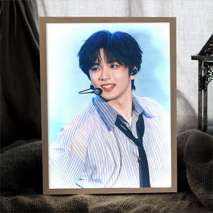 刘耀文周边灯光画时代少年团粉丝送女生追星朋友生日礼物蓝牙音响