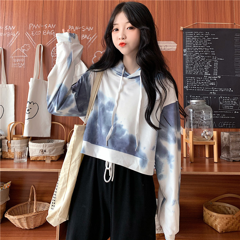 Real shot of Hooded drawstring tie dyed short sweater woman