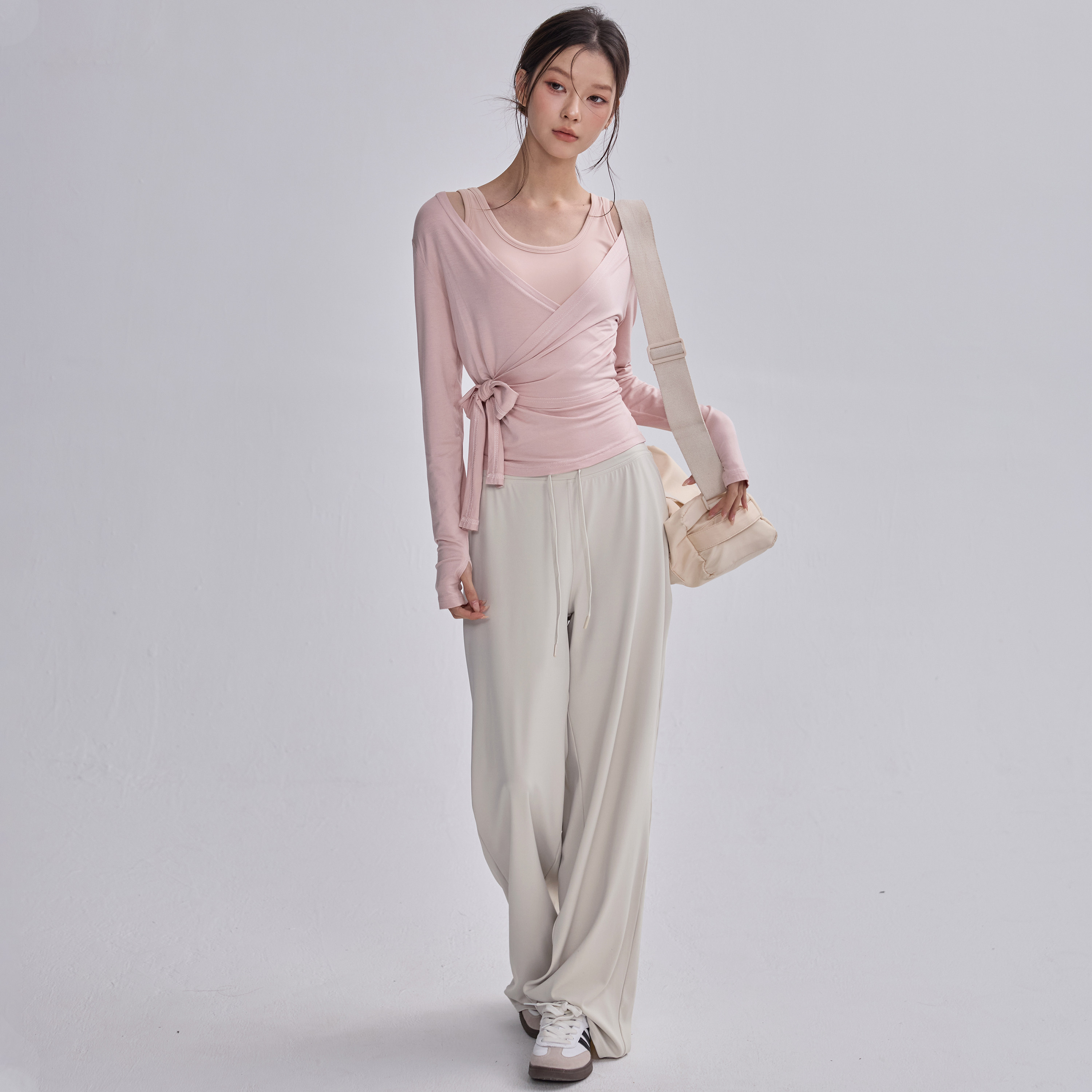 优雅瑜伽T恤女可调节绑带舞蹈服显瘦罩衫长袖普拉提训练运动上衣,运动/瑜伽/健身/球迷用品,瑜伽t恤,淘宝优惠券,粉丝福利购,淘宝优惠卷