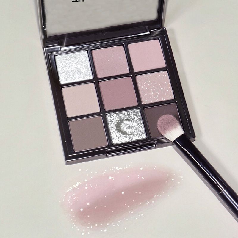 甜酷灰粉碎钻烟熏!沙丘灰粉9色眼影盘ins珠光哑光大地色秋冬新款
