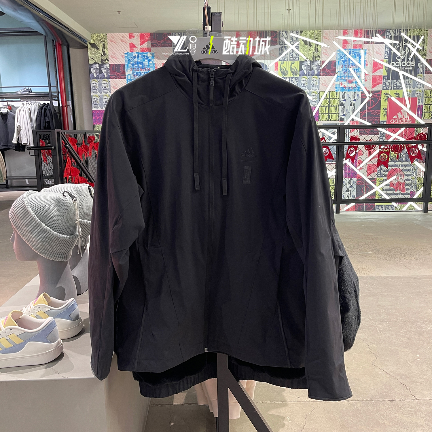 阿迪达斯男运动加绒休闲连帽外套