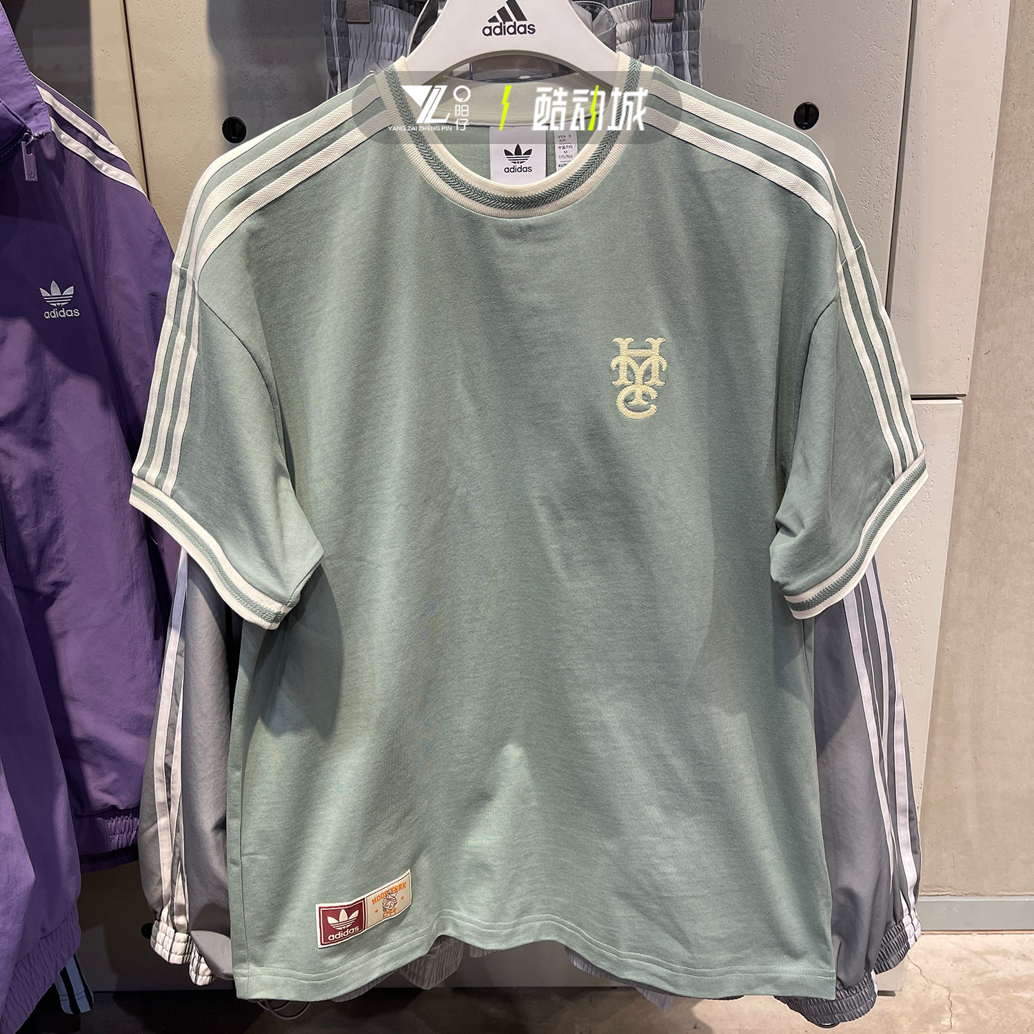 专柜正品Adidas男女小清新半袖