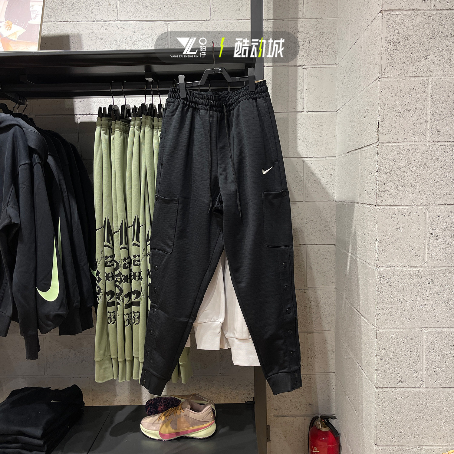 耐克男针织保暖卫裤运动束脚长裤