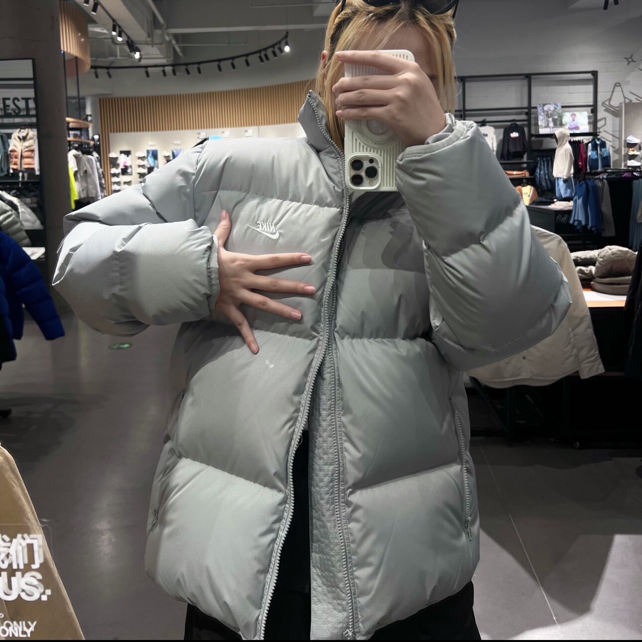 专柜正品耐克保暖高级灰羽绒服