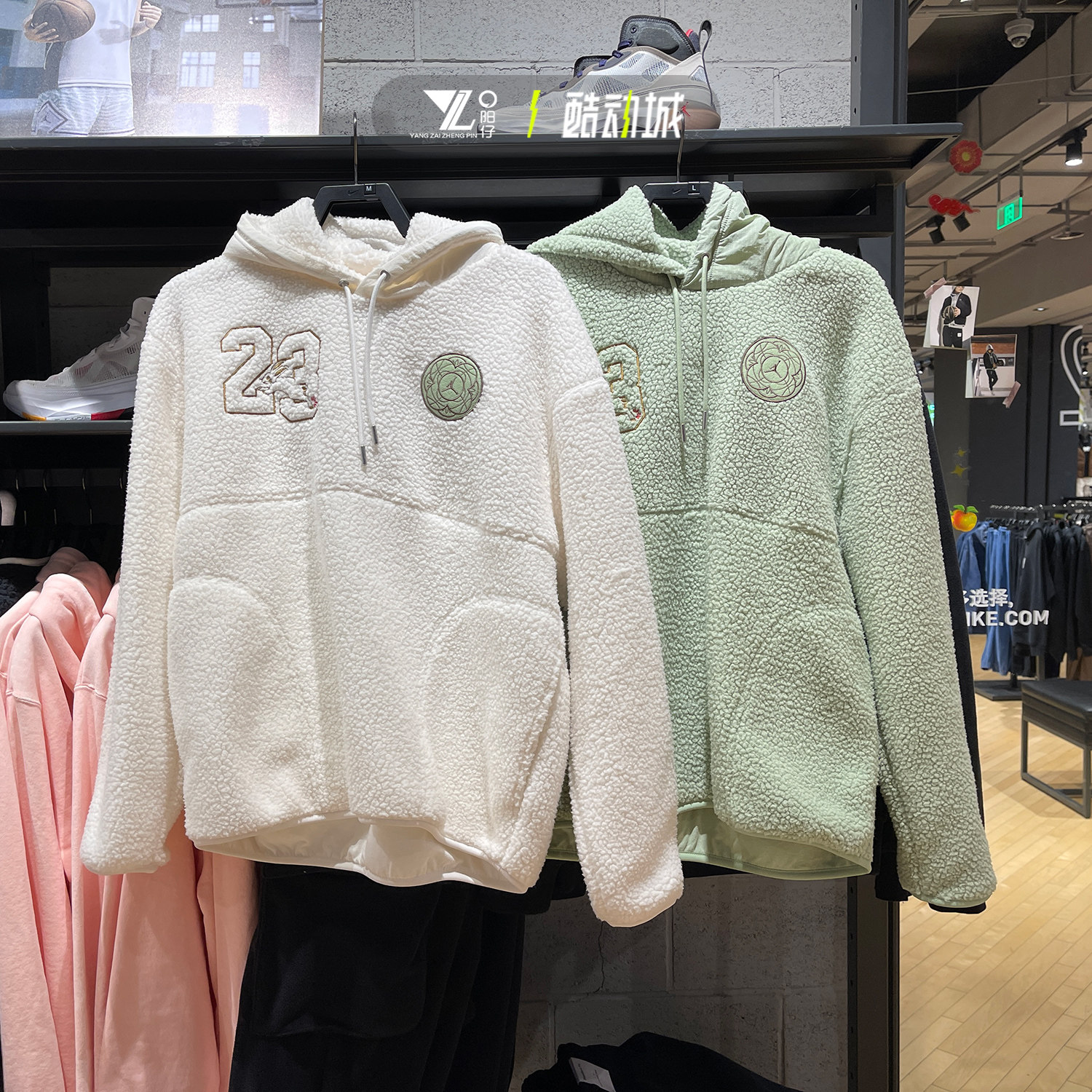 衣连帽运动休闲套头衫