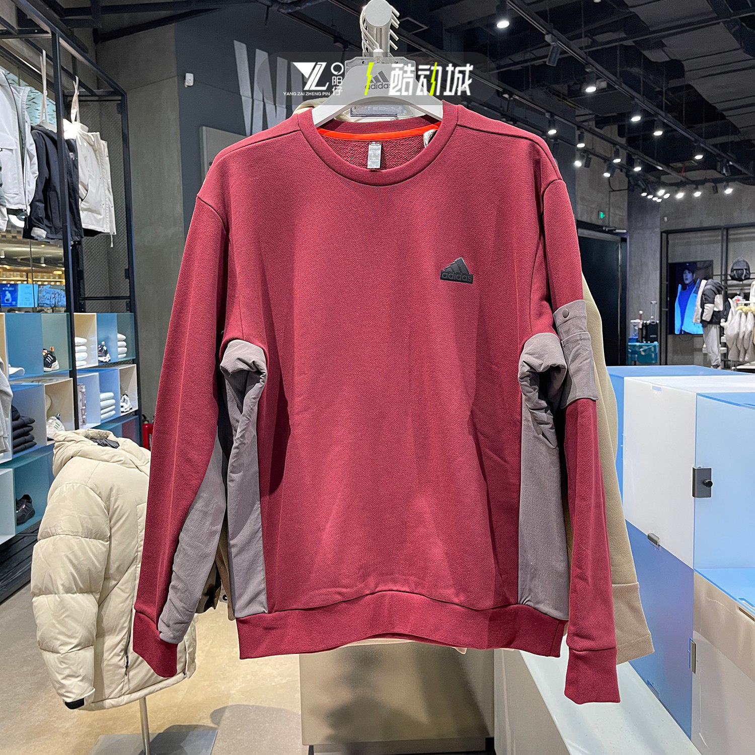 阿迪达斯男运动休闲针织圆领卫衣