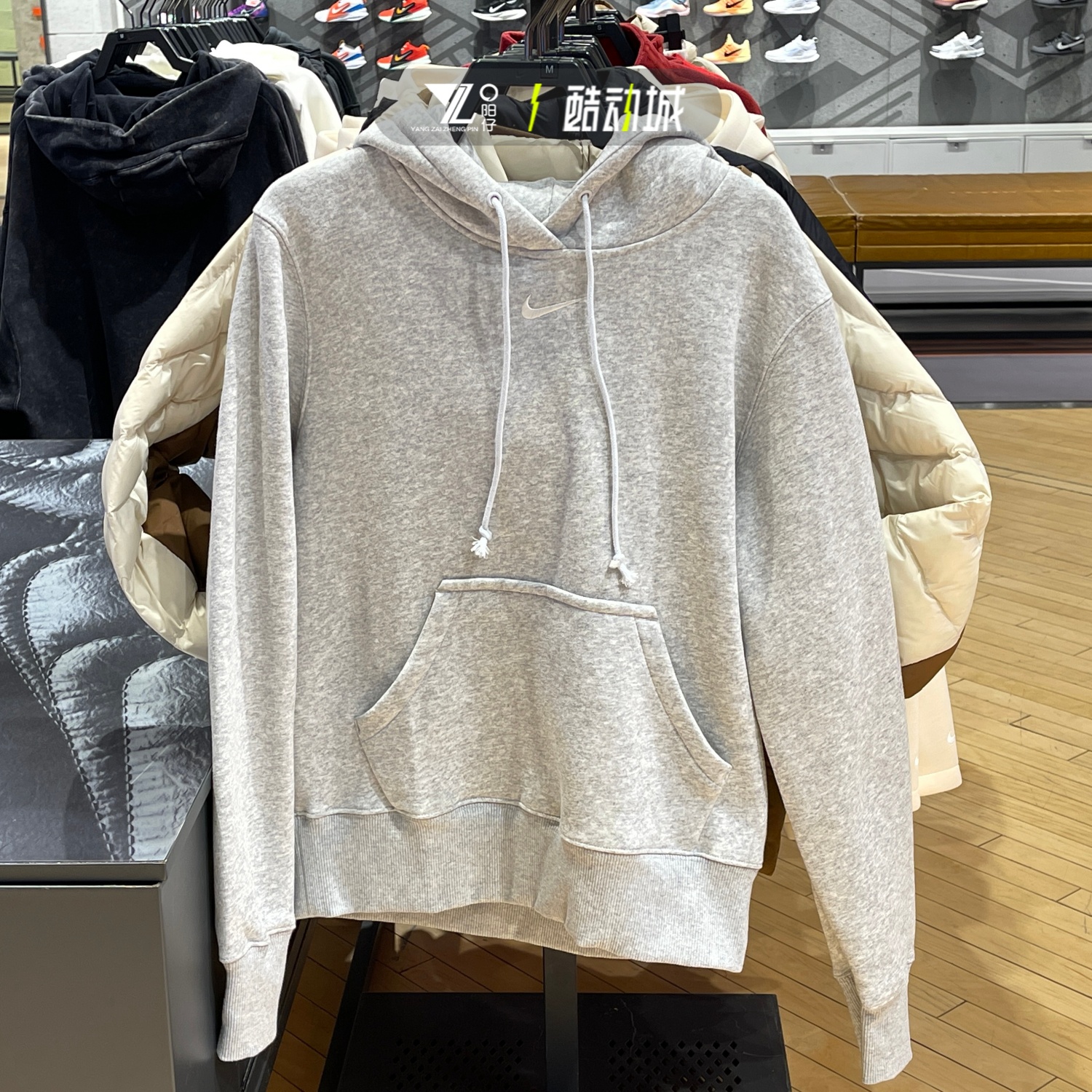 耐克女子加绒保暖冬季卫衣