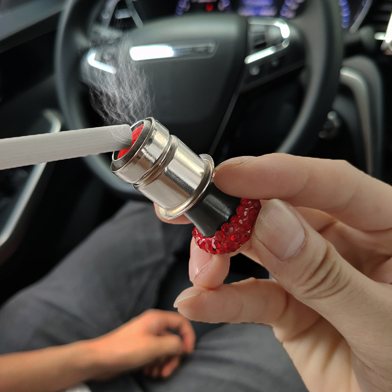 车载金属镶钻点烟器车用点火器打火机电子加热个性点烟头创意满钻