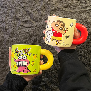 蜡笔小新马克杯生日礼物大容量咖啡杯高颜值可爱水杯家用陶瓷