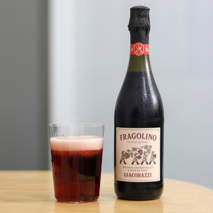 「小葡兰西」甜润不酸涩 果香实力派 意大利进口甜红起泡葡萄酒