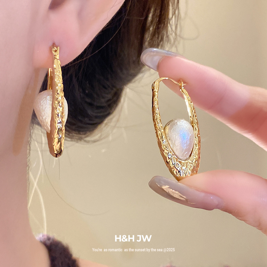 韩国东大门新款椭圆形水滴耳扣轻奢高级感耳环复古简约时尚耳饰女