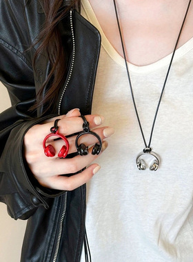 新款日常休闲皮革耳机吊坠项链个性气质百搭锁骨链小众高级感项饰