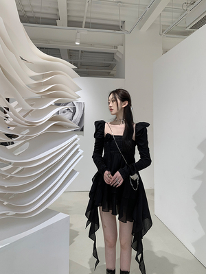 BBBLUE小众暗黑提花少女连衣裙