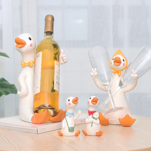酒架饰品现代房间可爱风小鸭子