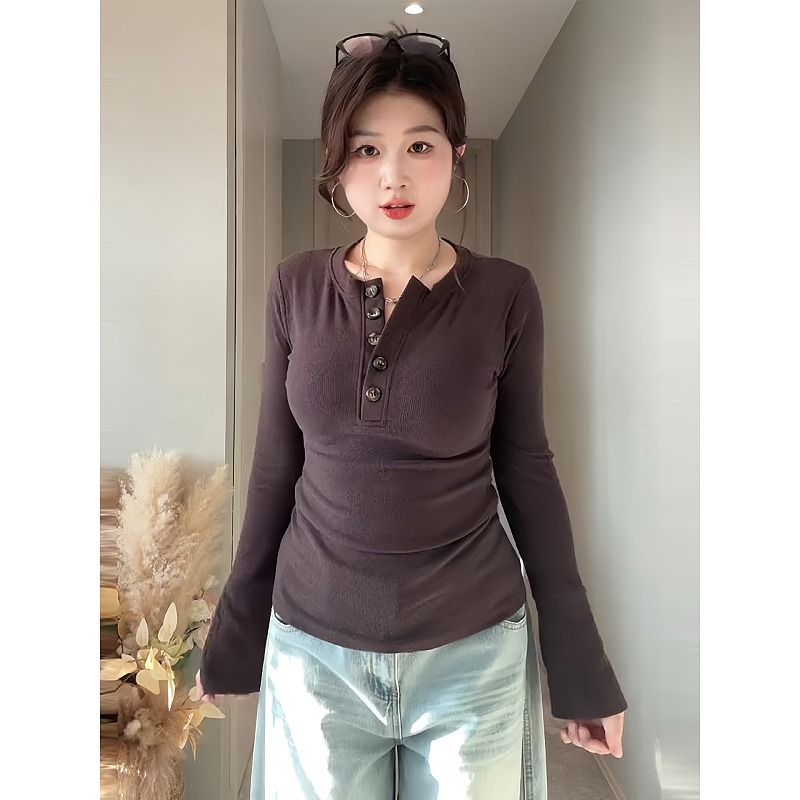 大码韩系纽扣V领长袖T恤女秋冬胖mm时尚气质打底衫显瘦内搭上衣