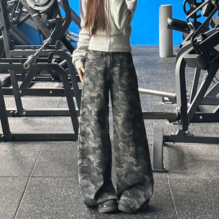 大码胖MM迷彩裤子宽松bf慵懒风阔腿裤女显瘦工装裤梨型身材牛仔裤