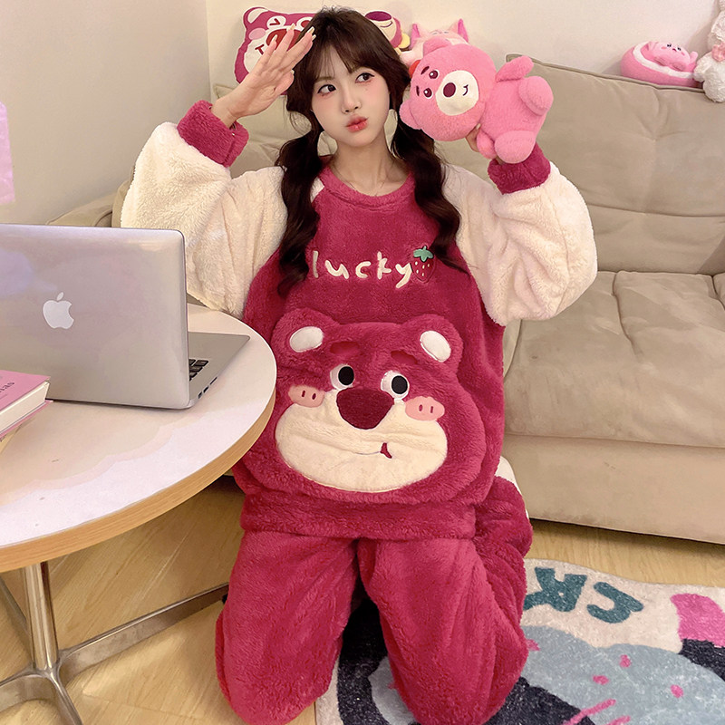 卡通草莓熊睡衣女生秋冬法兰绒家居服加厚保暖珊瑚绒可爱套装学生