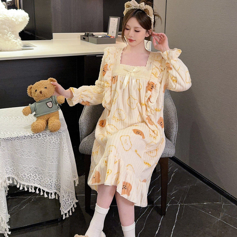 秋冬季睡裙女法兰绒方领套头可爱甜美少女保暖宽松大码家居服睡衣