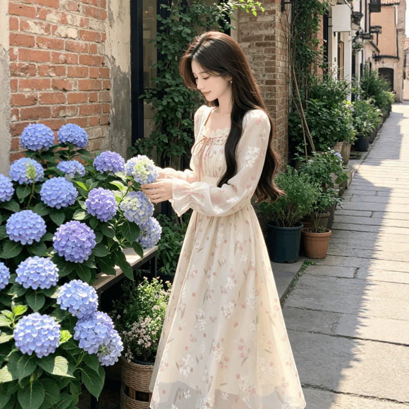 裙子2026秋冬季新款法式碎花裙子小个子印花雪纺连衣裙女两件套