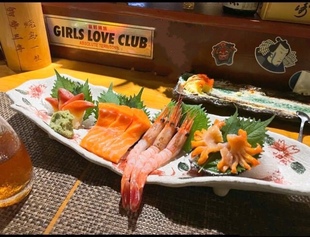 日本式 料理陶瓷餐具异形寿司河豚鱼刺身盘自助餐展示盘烧烤肉串盘