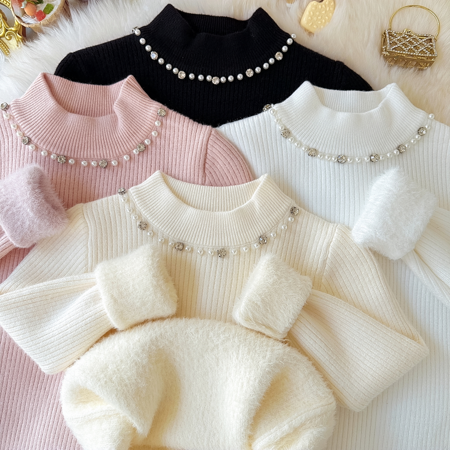 女童毛衣一体绒圆领镶钻百搭女宝宝加厚内搭针织衫儿童加绒打底衫