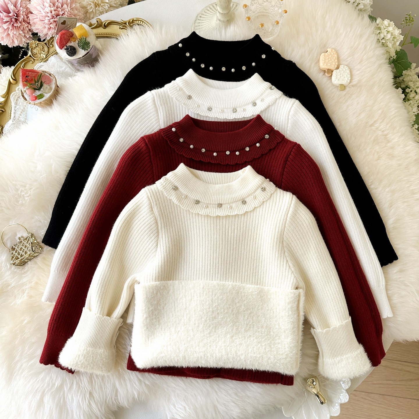 2025冬季女童一体绒毛衣韩系钉珠娃娃领加绒加厚儿童针织保暖上衣