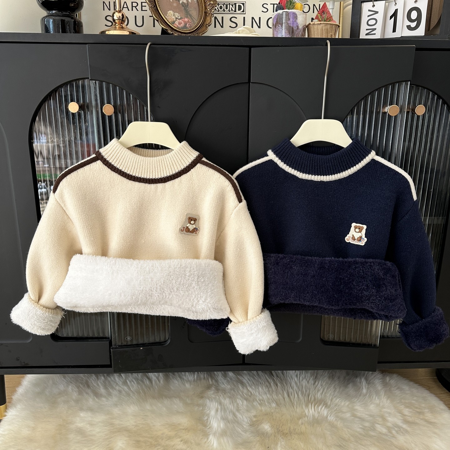 女童毛衣加绒加厚撞色边小熊刺绣保暖洋气男童小男孩一体绒针织衫