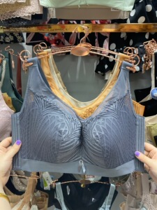 高端乳胶特价 9510DE罩杯全包围 防走光加高宽侧围防滑透气聚拢夏