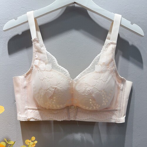 加宽收副乳聚拢无钢圈透气立挺杯